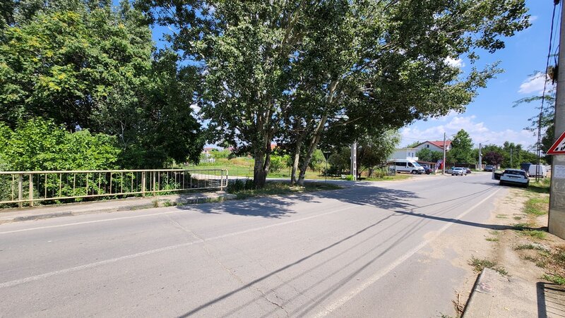 Magurele, Piscina Magurele, doar 1 km primarie, parc.